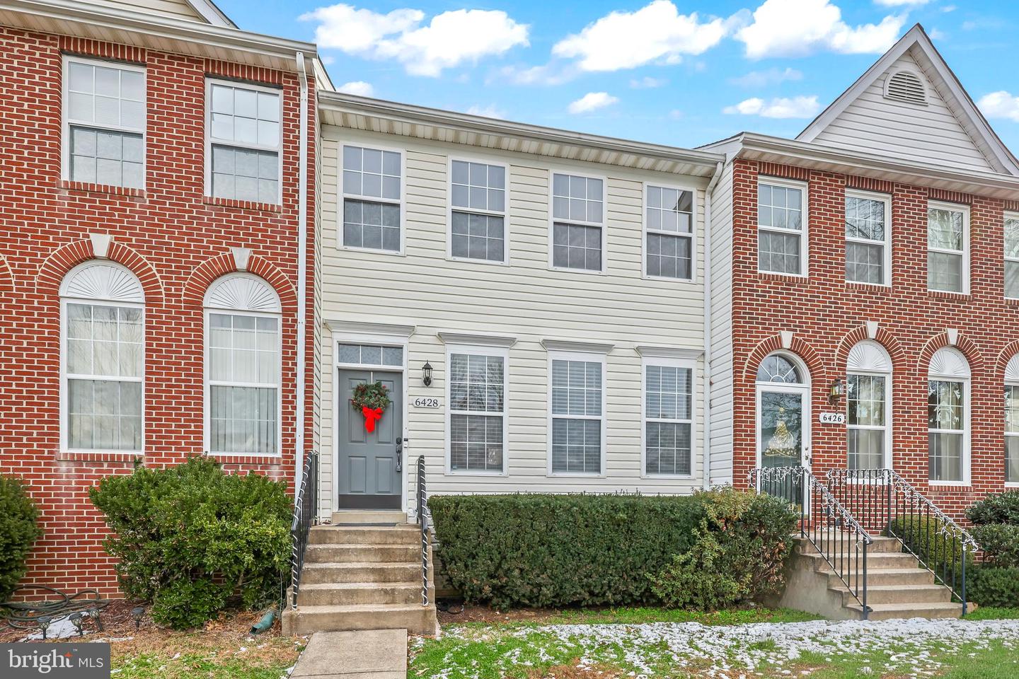 6428 WARREN POINT CT, ALEXANDRIA, Virginia 22315, 3 Bedrooms Bedrooms, ,1 BathroomBathrooms,Residential,For sale,6428 WARREN POINT CT,VAFX2282494 MLS # VAFX2282494