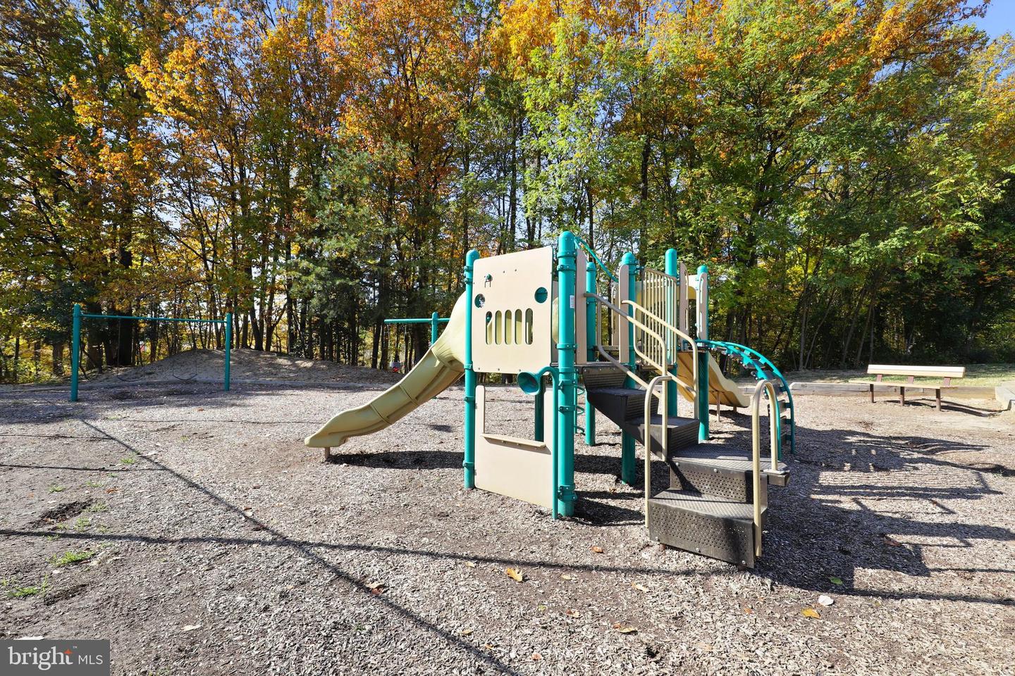 6428 WARREN POINT CT, ALEXANDRIA, Virginia 22315, 3 Bedrooms Bedrooms, ,1 BathroomBathrooms,Residential,For sale,6428 WARREN POINT CT,VAFX2282494 MLS # VAFX2282494