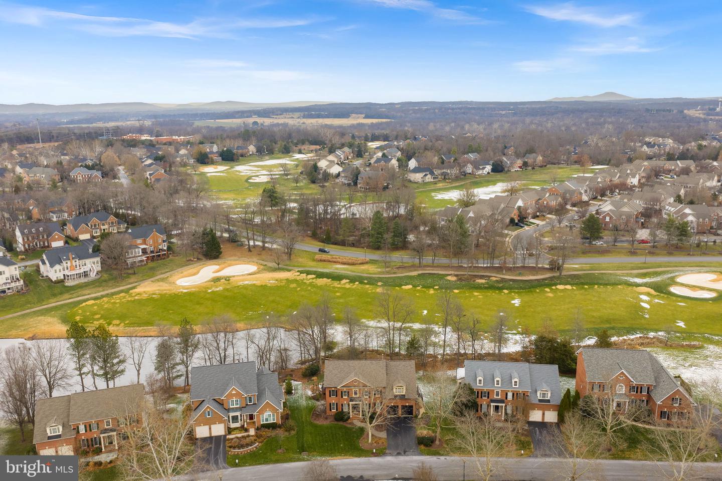 43312 CRYSTAL LAKE ST, LEESBURG, Virginia 20176, 5 Bedrooms Bedrooms, ,4 BathroomsBathrooms,Residential,For sale,43312 CRYSTAL LAKE ST,VALO2112340 MLS # VALO2112340