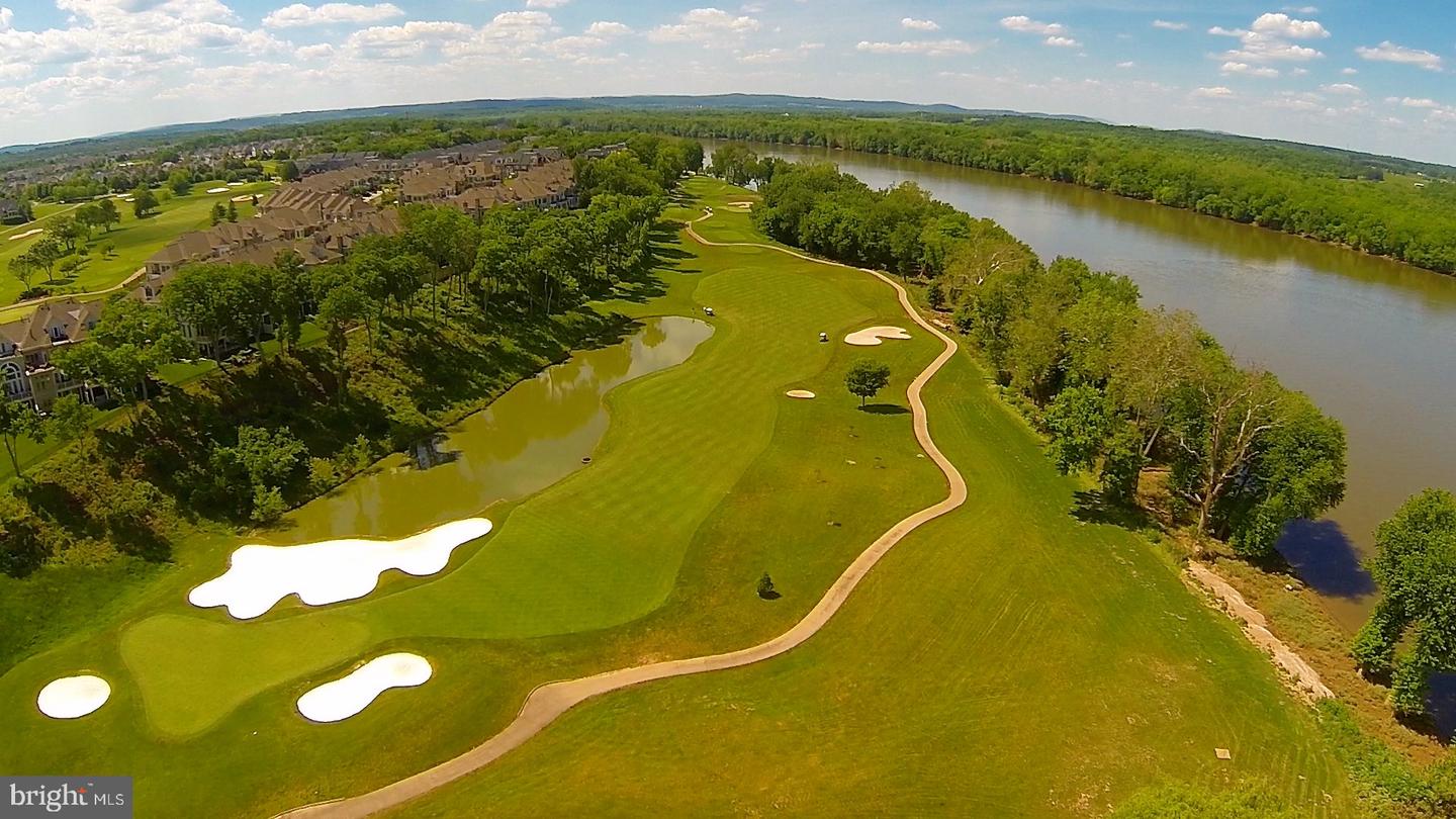 43312 CRYSTAL LAKE ST, LEESBURG, Virginia 20176, 5 Bedrooms Bedrooms, ,4 BathroomsBathrooms,Residential,For sale,43312 CRYSTAL LAKE ST,VALO2112340 MLS # VALO2112340