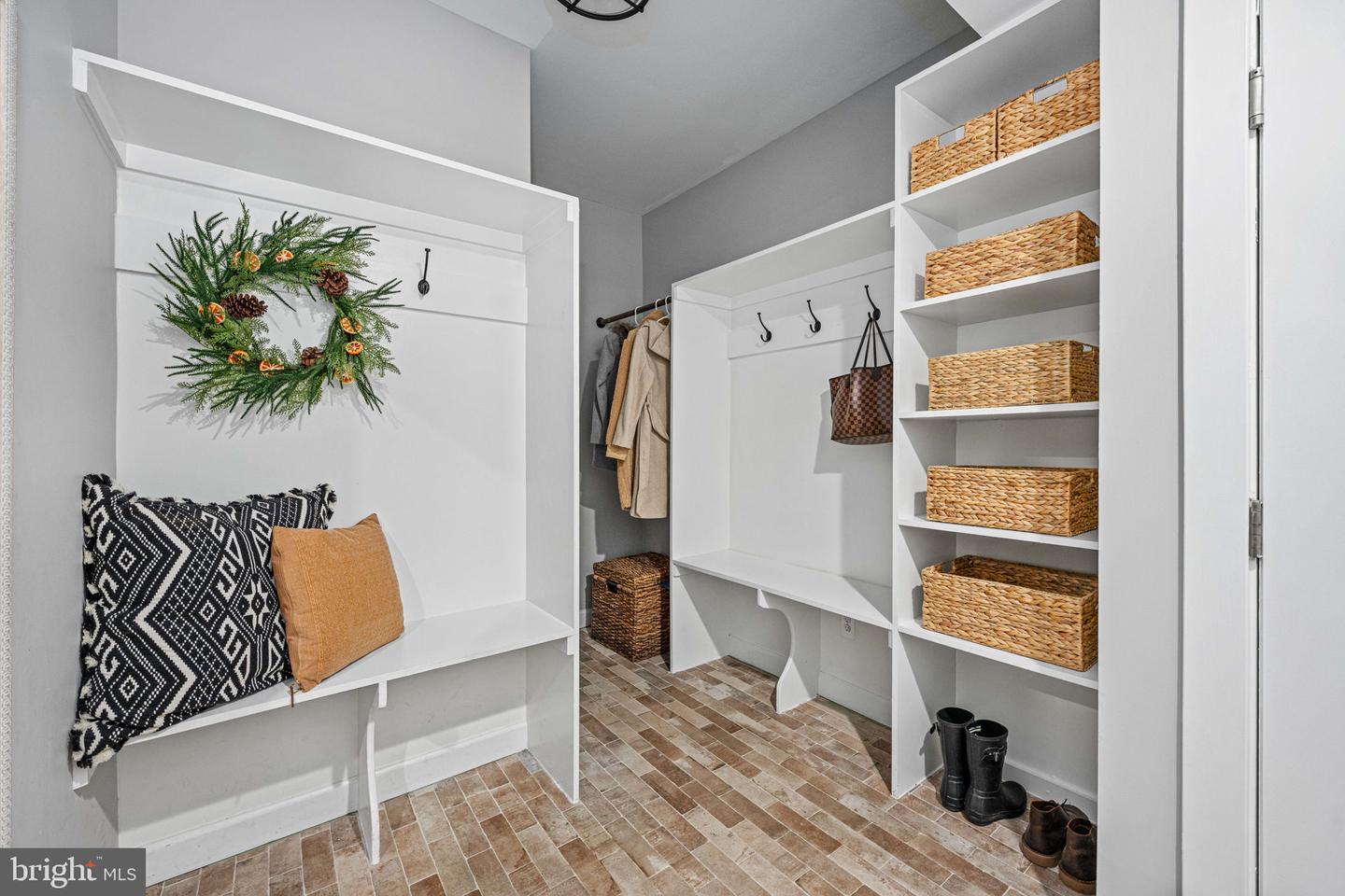 13742 SENEA DR, GAINESVILLE, Virginia 20155, 4 Bedrooms Bedrooms, ,3 BathroomsBathrooms,Residential,For sale,13742 SENEA DR,VAPW2109136 MLS # VAPW2109136