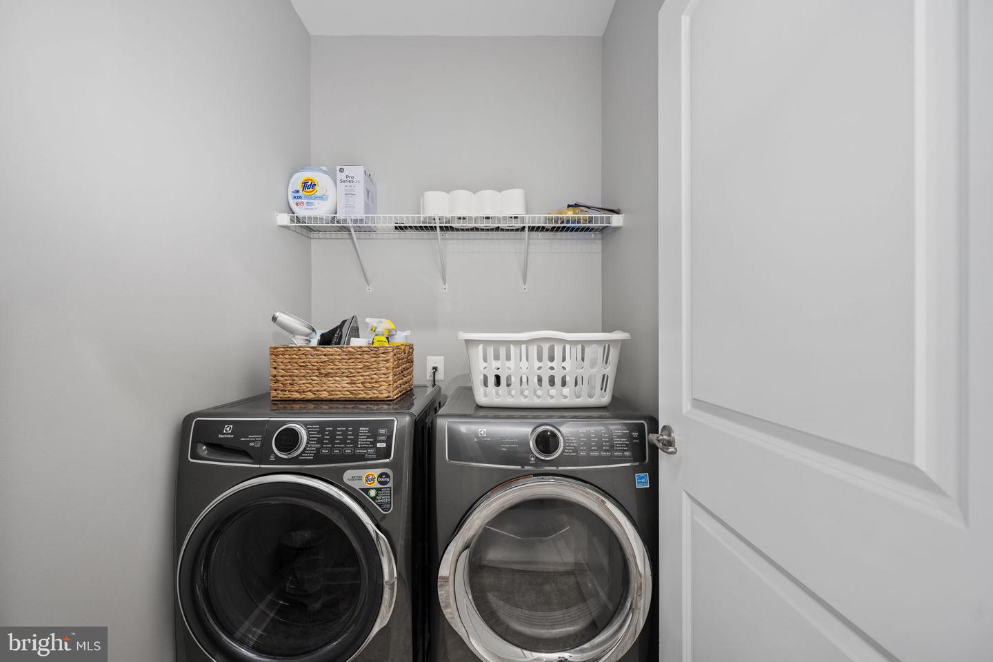 13742 SENEA DR, GAINESVILLE, Virginia 20155, 4 Bedrooms Bedrooms, ,3 BathroomsBathrooms,Residential,For sale,13742 SENEA DR,VAPW2109136 MLS # VAPW2109136