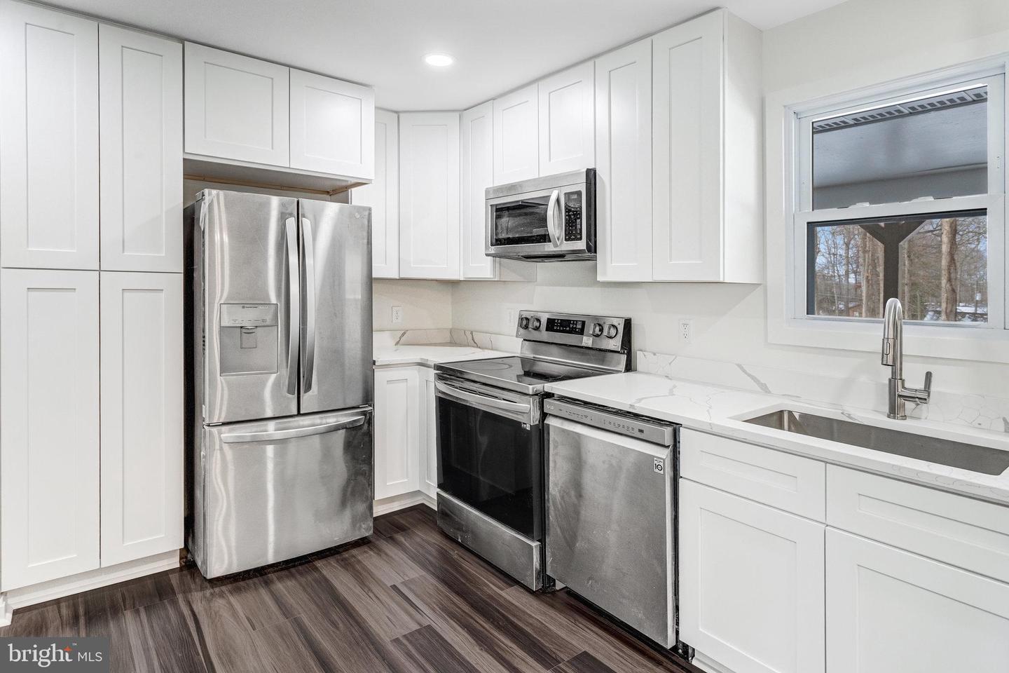 29 HILLCREST DR, STAFFORD, Virginia 22556, 4 Bedrooms Bedrooms, ,2 BathroomsBathrooms,Residential,For sale,29 HILLCREST DR,VAST2044750 MLS # VAST2044750