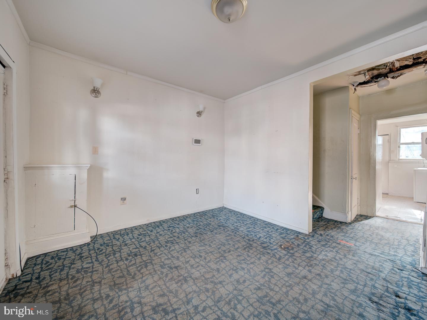 1709 L ST NE, WASHINGTON, District Of Columbia 20002, 2 Bedrooms Bedrooms, ,1 BathroomBathrooms,Residential,For sale,1709 L ST NE,DCDC2235206 MLS # DCDC2235206