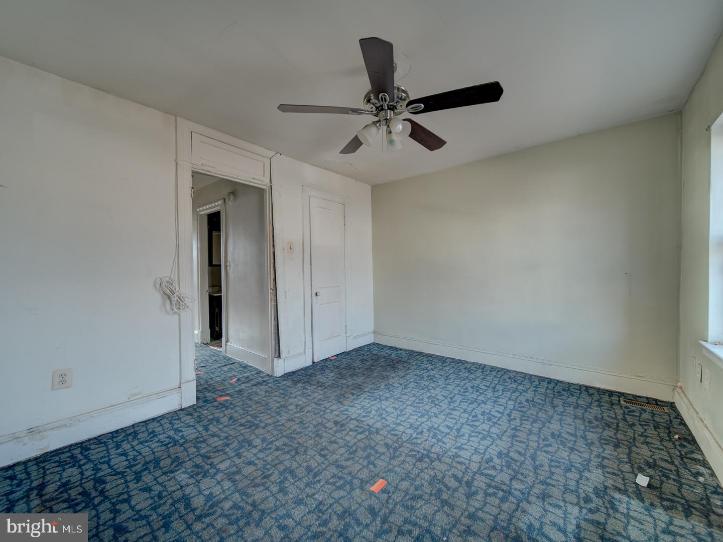 1709 L ST NE, WASHINGTON, District Of Columbia 20002, 2 Bedrooms Bedrooms, ,1 BathroomBathrooms,Residential,For sale,1709 L ST NE,DCDC2235206 MLS # DCDC2235206