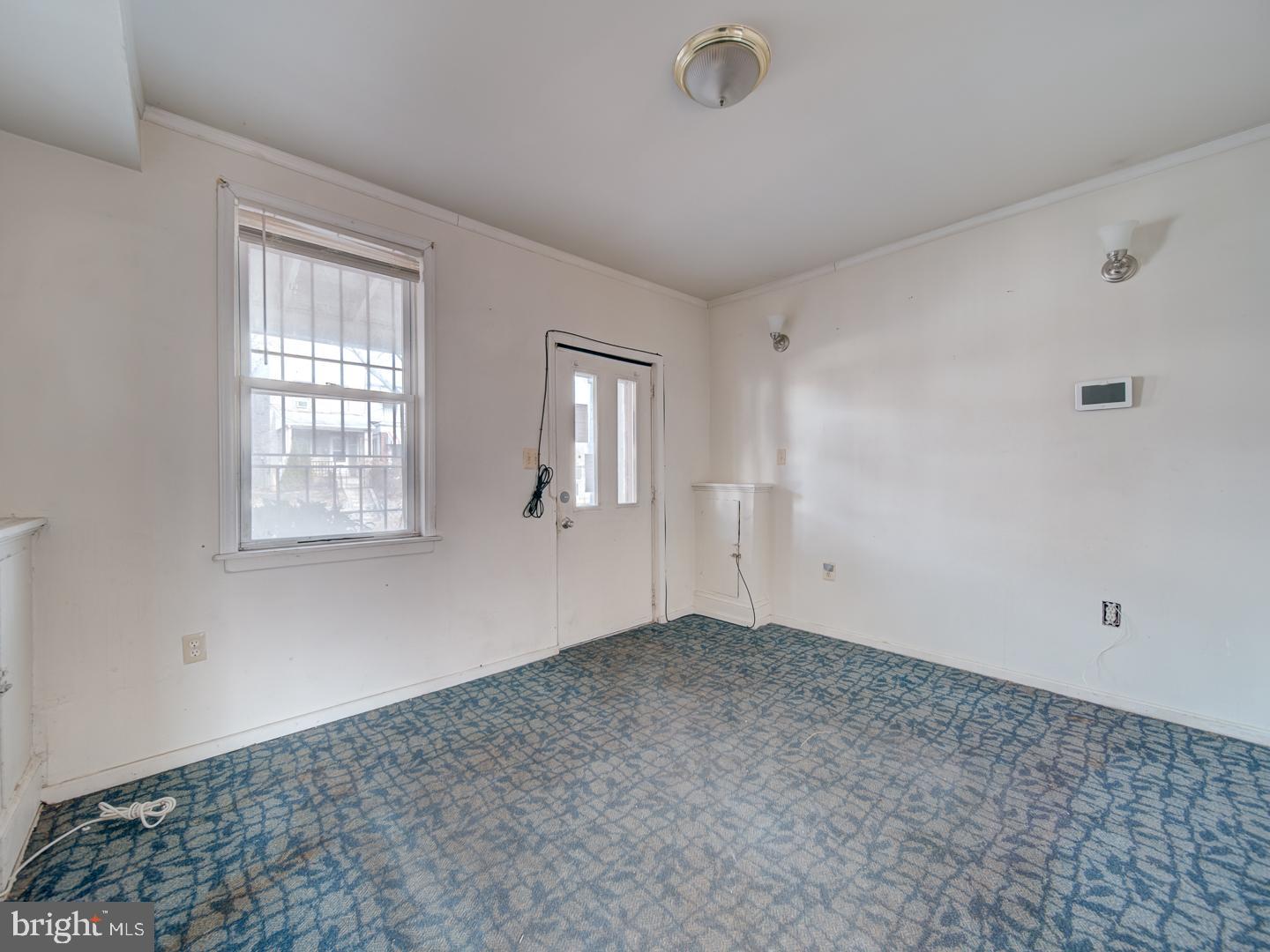 1709 L ST NE, WASHINGTON, District Of Columbia 20002, 2 Bedrooms Bedrooms, ,1 BathroomBathrooms,Residential,For sale,1709 L ST NE,DCDC2235206 MLS # DCDC2235206