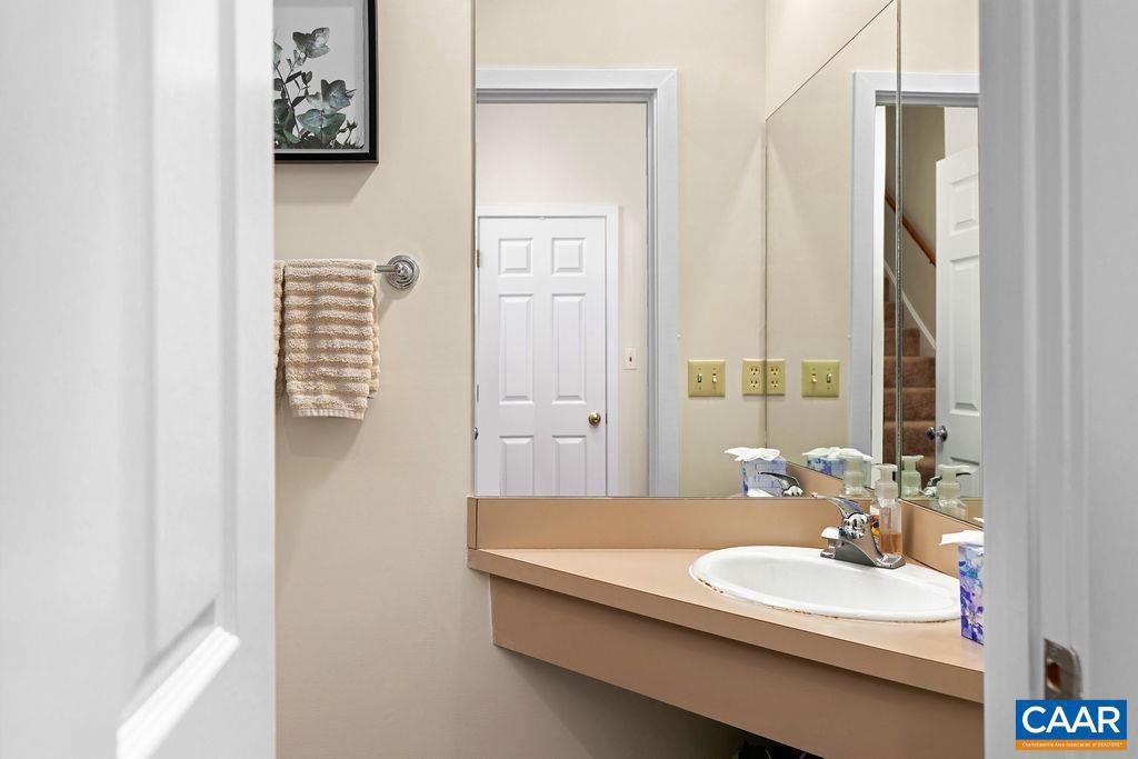 18 TRILLIUM CLOSE, WINTERGREEN, Virginia 22967, 2 Bedrooms Bedrooms, ,2 BathroomsBathrooms,Residential,For sale,18 TRILLIUM CLOSE,671893 MLS # 671893