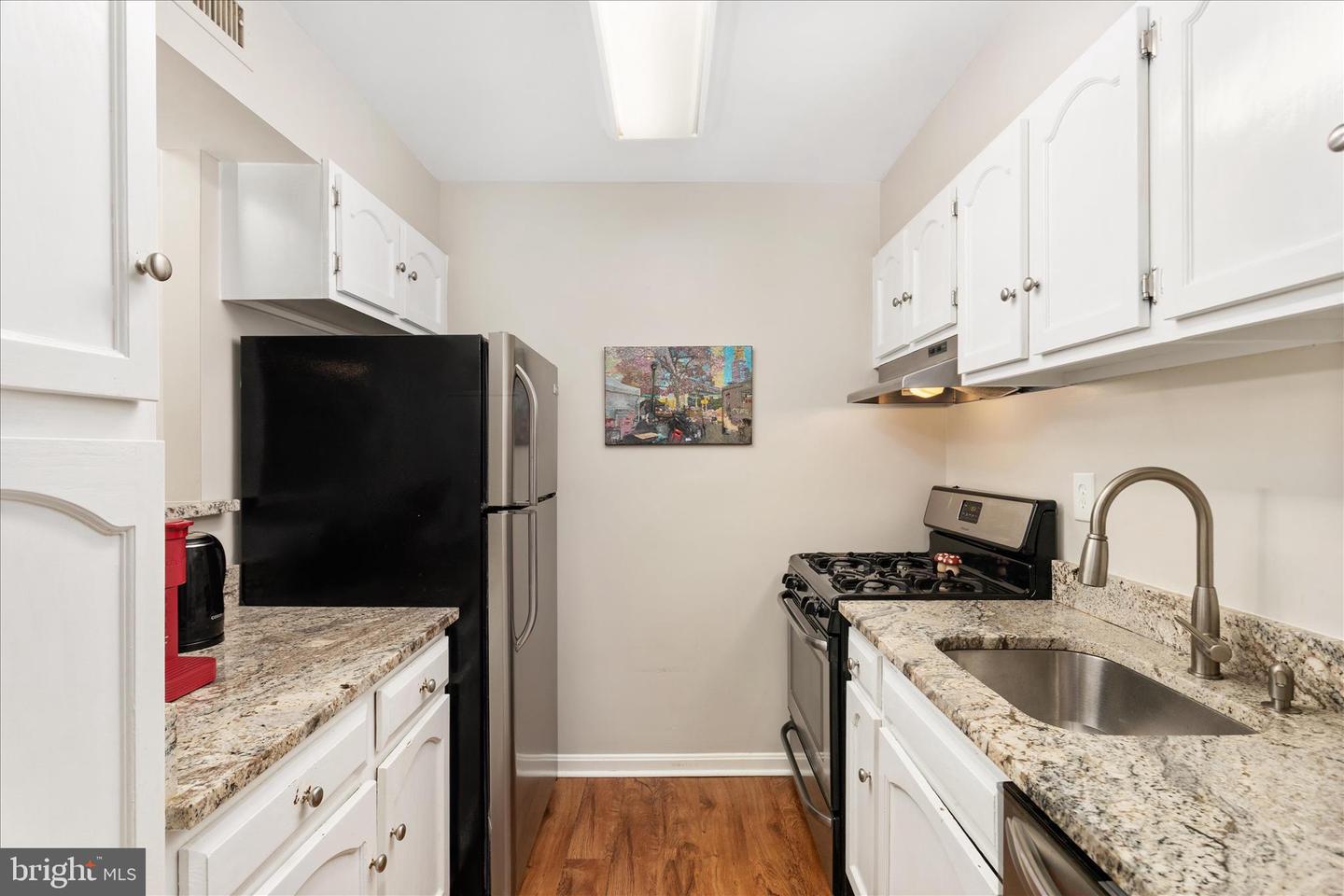 5833 COVE LANDING RD #304, BURKE, Virginia 22015, 2 Bedrooms Bedrooms, ,2 BathroomsBathrooms,Residential,For sale,5833 COVE LANDING RD #304,VAFX2282748 MLS # VAFX2282748 5833 COVE LANDING RD #304, BURKE, Virginia 22015, 2 Bedrooms Bedrooms, ,2 BathroomsBathrooms,Residential,For sale,5833 COVE LANDING RD #304,VAFX2282748 MLS # VAFX2282748