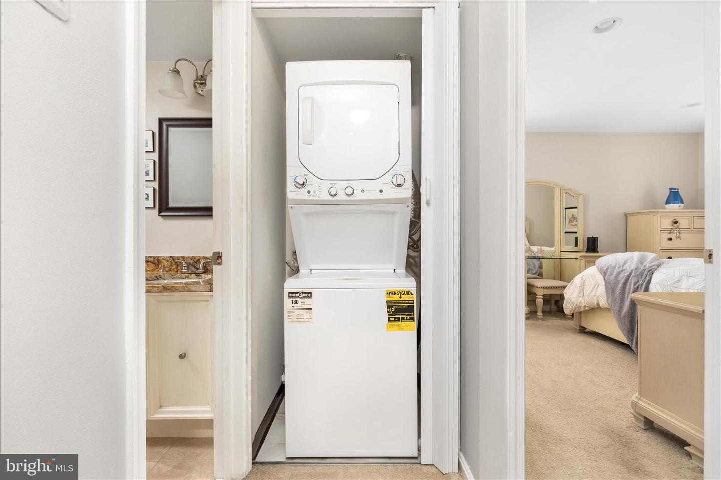 5833 COVE LANDING RD #304, BURKE, Virginia 22015, 2 Bedrooms Bedrooms, ,2 BathroomsBathrooms,Residential,For sale,5833 COVE LANDING RD #304,VAFX2282748 MLS # VAFX2282748 5833 COVE LANDING RD #304, BURKE, Virginia 22015, 2 Bedrooms Bedrooms, ,2 BathroomsBathrooms,Residential,For sale,5833 COVE LANDING RD #304,VAFX2282748 MLS # VAFX2282748