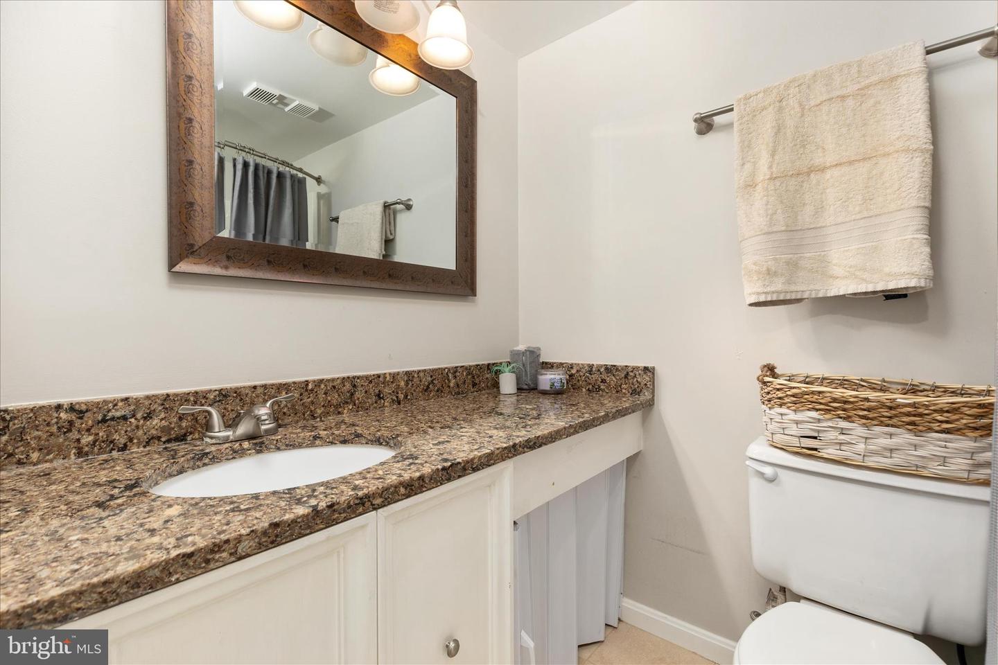 5833 COVE LANDING RD #304, BURKE, Virginia 22015, 2 Bedrooms Bedrooms, ,2 BathroomsBathrooms,Residential,For sale,5833 COVE LANDING RD #304,VAFX2282748 MLS # VAFX2282748 5833 COVE LANDING RD #304, BURKE, Virginia 22015, 2 Bedrooms Bedrooms, ,2 BathroomsBathrooms,Residential,For sale,5833 COVE LANDING RD #304,VAFX2282748 MLS # VAFX2282748