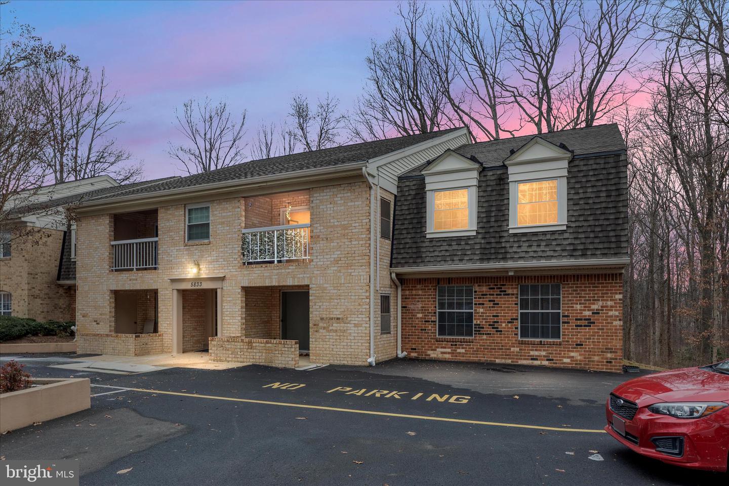 5833 COVE LANDING RD #304, BURKE, Virginia 22015, 2 Bedrooms Bedrooms, ,2 BathroomsBathrooms,Residential,For sale,5833 COVE LANDING RD #304,VAFX2282748 MLS # VAFX2282748 5833 COVE LANDING RD #304, BURKE, Virginia 22015, 2 Bedrooms Bedrooms, ,2 BathroomsBathrooms,Residential,For sale,5833 COVE LANDING RD #304,VAFX2282748 MLS # VAFX2282748