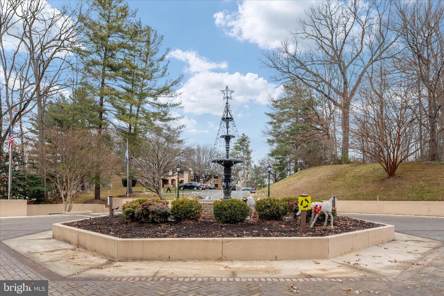 5833 COVE LANDING RD #304, BURKE, Virginia 22015, 2 Bedrooms Bedrooms, ,2 BathroomsBathrooms,Residential,For sale,5833 COVE LANDING RD #304,VAFX2282748 MLS # VAFX2282748 5833 COVE LANDING RD #304, BURKE, Virginia 22015, 2 Bedrooms Bedrooms, ,2 BathroomsBathrooms,Residential,For sale,5833 COVE LANDING RD #304,VAFX2282748 MLS # VAFX2282748