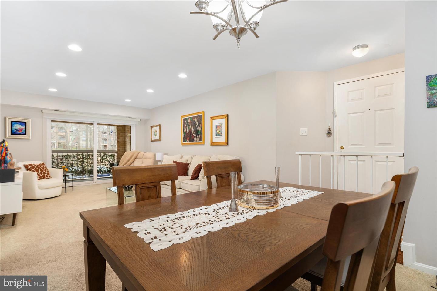 5833 COVE LANDING RD #304, BURKE, Virginia 22015, 2 Bedrooms Bedrooms, ,2 BathroomsBathrooms,Residential,For sale,5833 COVE LANDING RD #304,VAFX2282748 MLS # VAFX2282748 5833 COVE LANDING RD #304, BURKE, Virginia 22015, 2 Bedrooms Bedrooms, ,2 BathroomsBathrooms,Residential,For sale,5833 COVE LANDING RD #304,VAFX2282748 MLS # VAFX2282748