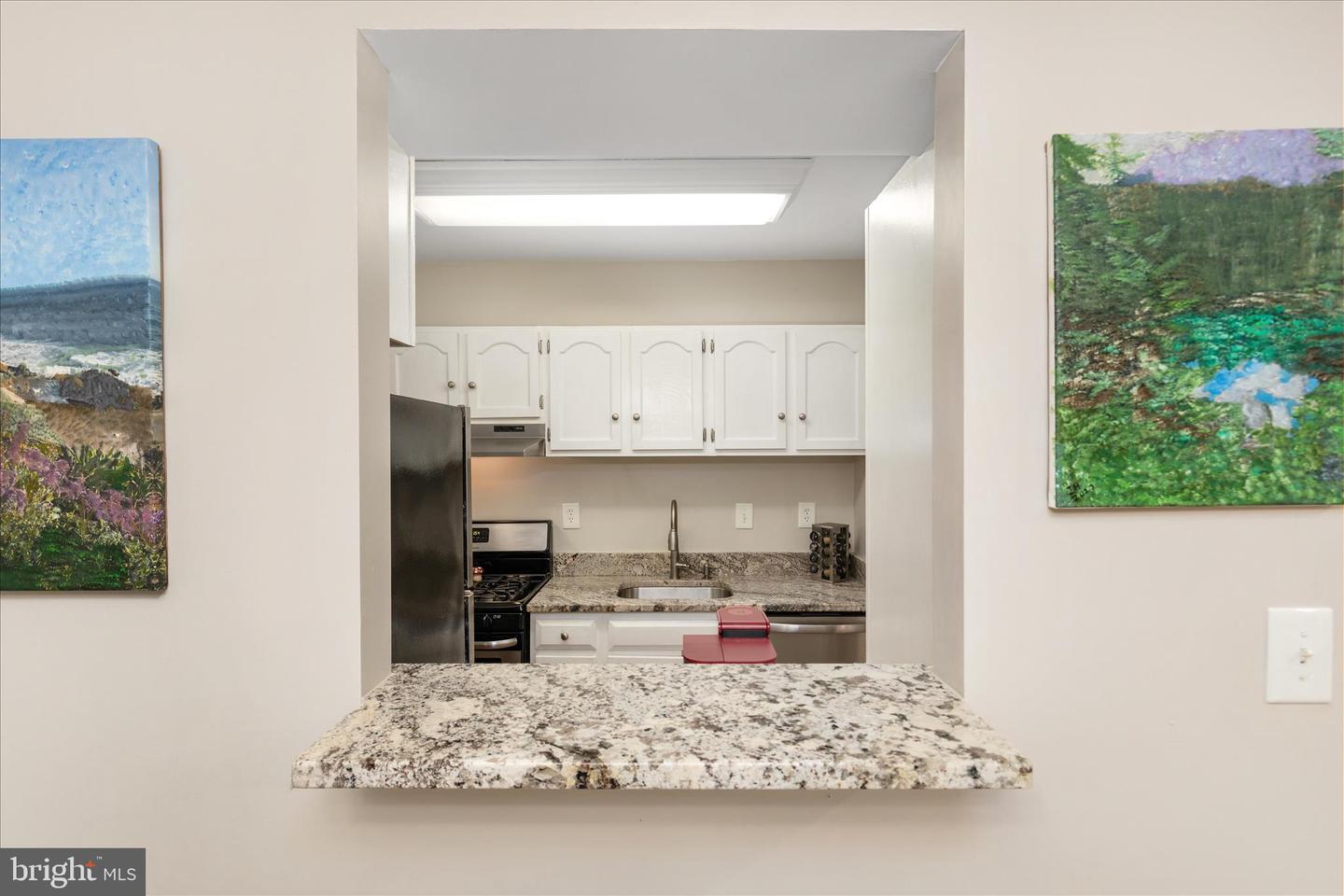 5833 COVE LANDING RD #304, BURKE, Virginia 22015, 2 Bedrooms Bedrooms, ,2 BathroomsBathrooms,Residential,For sale,5833 COVE LANDING RD #304,VAFX2282748 MLS # VAFX2282748 5833 COVE LANDING RD #304, BURKE, Virginia 22015, 2 Bedrooms Bedrooms, ,2 BathroomsBathrooms,Residential,For sale,5833 COVE LANDING RD #304,VAFX2282748 MLS # VAFX2282748