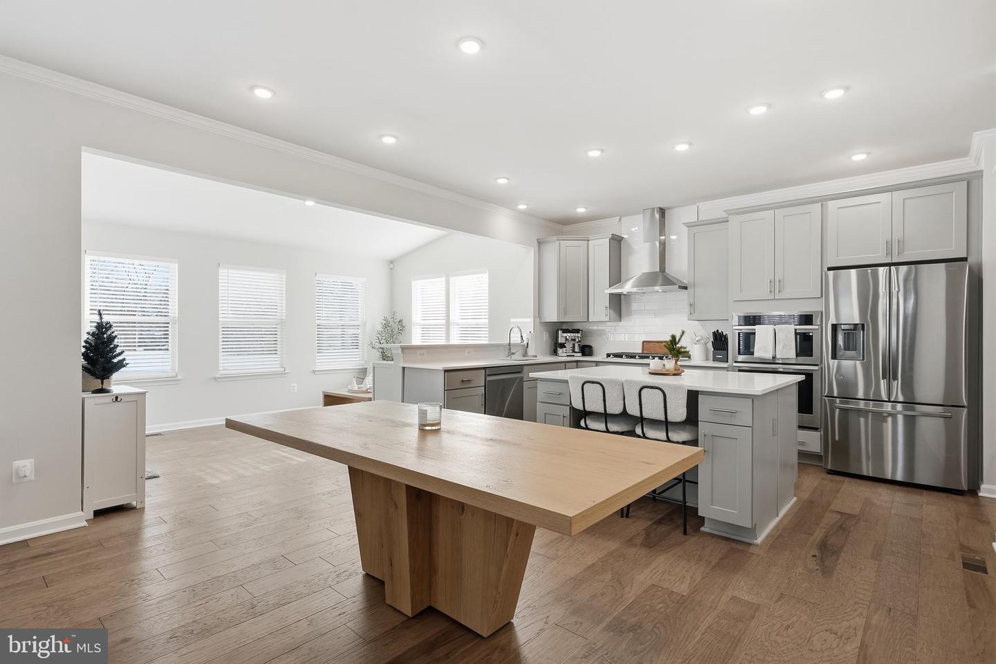 8317 SUNSET DR, MANASSAS, Virginia 20110, 4 Bedrooms Bedrooms, ,4 BathroomsBathrooms,Residential,For sale,8317 SUNSET DR,VAPW2109266 MLS # VAPW2109266