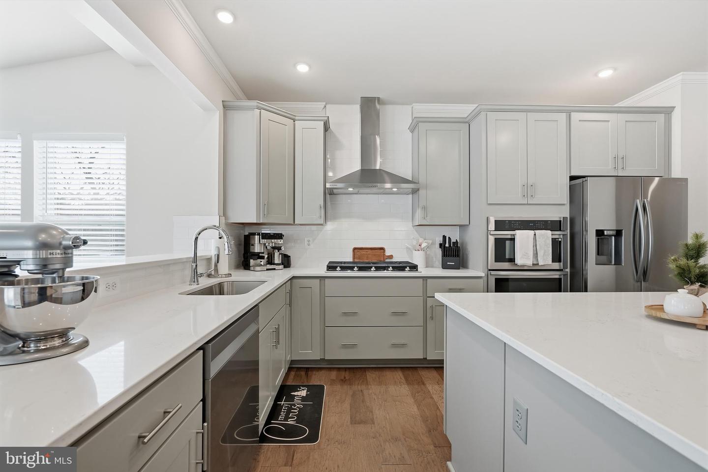 8317 SUNSET DR, MANASSAS, Virginia 20110, 4 Bedrooms Bedrooms, ,4 BathroomsBathrooms,Residential,For sale,8317 SUNSET DR,VAPW2109266 MLS # VAPW2109266