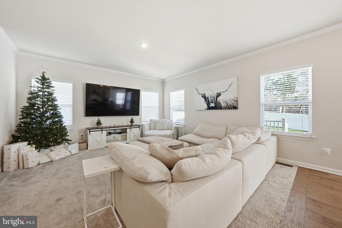 8317 SUNSET DR, MANASSAS, Virginia 20110, 4 Bedrooms Bedrooms, ,4 BathroomsBathrooms,Residential,For sale,8317 SUNSET DR,VAPW2109266 MLS # VAPW2109266