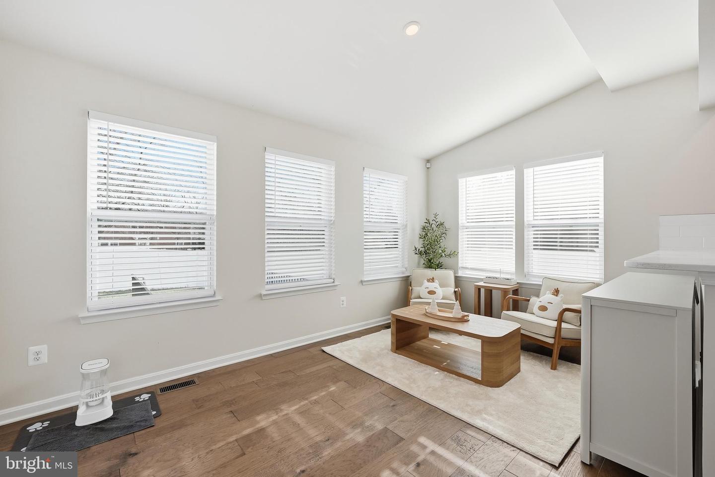 8317 SUNSET DR, MANASSAS, Virginia 20110, 4 Bedrooms Bedrooms, ,4 BathroomsBathrooms,Residential,For sale,8317 SUNSET DR,VAPW2109266 MLS # VAPW2109266