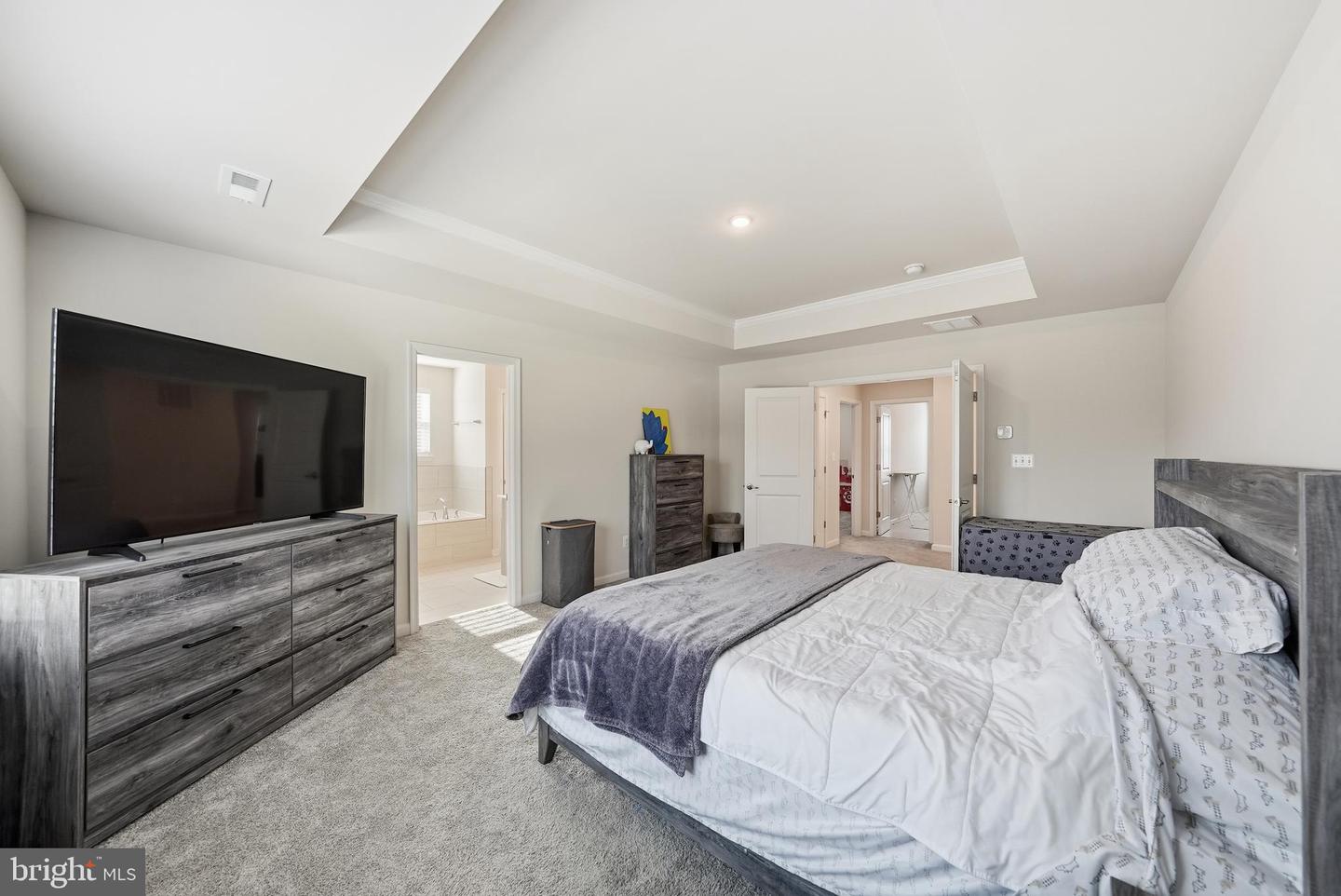 8317 SUNSET DR, MANASSAS, Virginia 20110, 4 Bedrooms Bedrooms, ,4 BathroomsBathrooms,Residential,For sale,8317 SUNSET DR,VAPW2109266 MLS # VAPW2109266