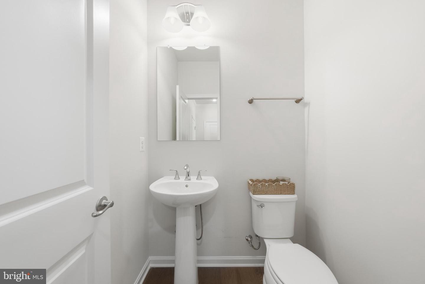 8317 SUNSET DR, MANASSAS, Virginia 20110, 4 Bedrooms Bedrooms, ,4 BathroomsBathrooms,Residential,For sale,8317 SUNSET DR,VAPW2109266 MLS # VAPW2109266