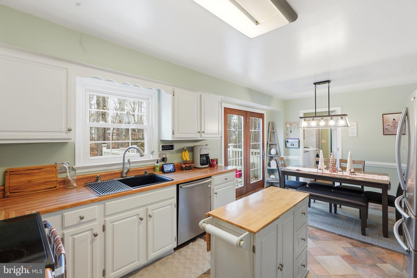 2076 AQUIA DR, STAFFORD, Virginia 22554, 3 Bedrooms Bedrooms, ,2 BathroomsBathrooms,Residential,For sale,2076 AQUIA DR,VAST2044772 MLS # VAST2044772 2076 AQUIA DR, STAFFORD, Virginia 22554, 3 Bedrooms Bedrooms, ,2 BathroomsBathrooms,Residential,For sale,2076 AQUIA DR,VAST2044772 MLS # VAST2044772