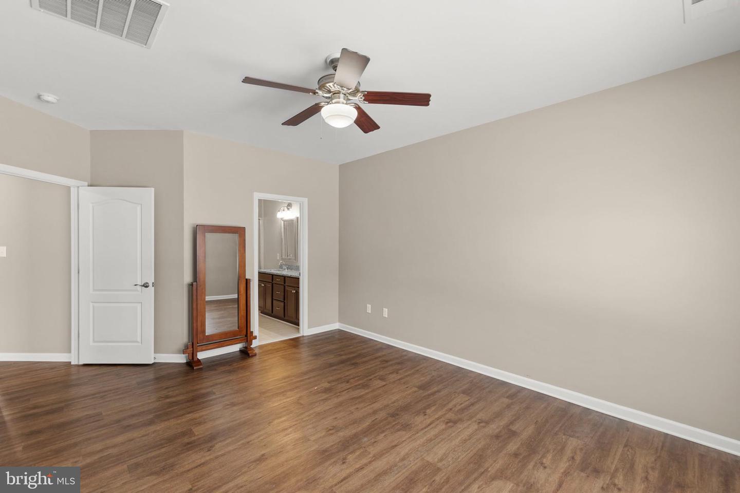 107 SHUMARD CT, STEPHENS CITY, Virginia 22655, 2 Bedrooms Bedrooms, ,2 BathroomsBathrooms,Residential,For sale,107 SHUMARD CT,VAFV2038508 MLS # VAFV2038508