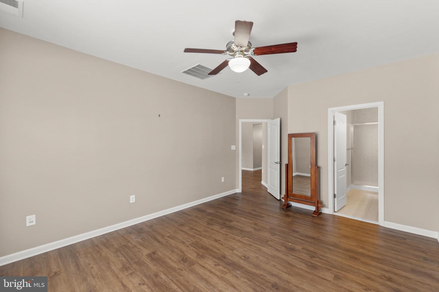 107 SHUMARD CT, STEPHENS CITY, Virginia 22655, 2 Bedrooms Bedrooms, ,2 BathroomsBathrooms,Residential,For sale,107 SHUMARD CT,VAFV2038508 MLS # VAFV2038508