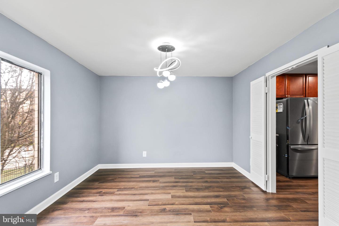 6001 ARLINGTON BLVD #102, FALLS CHURCH, Virginia 22044, 2 Bedrooms Bedrooms, ,2 BathroomsBathrooms,Residential,For sale,6001 ARLINGTON BLVD #102,VAFX2282802 MLS # VAFX2282802