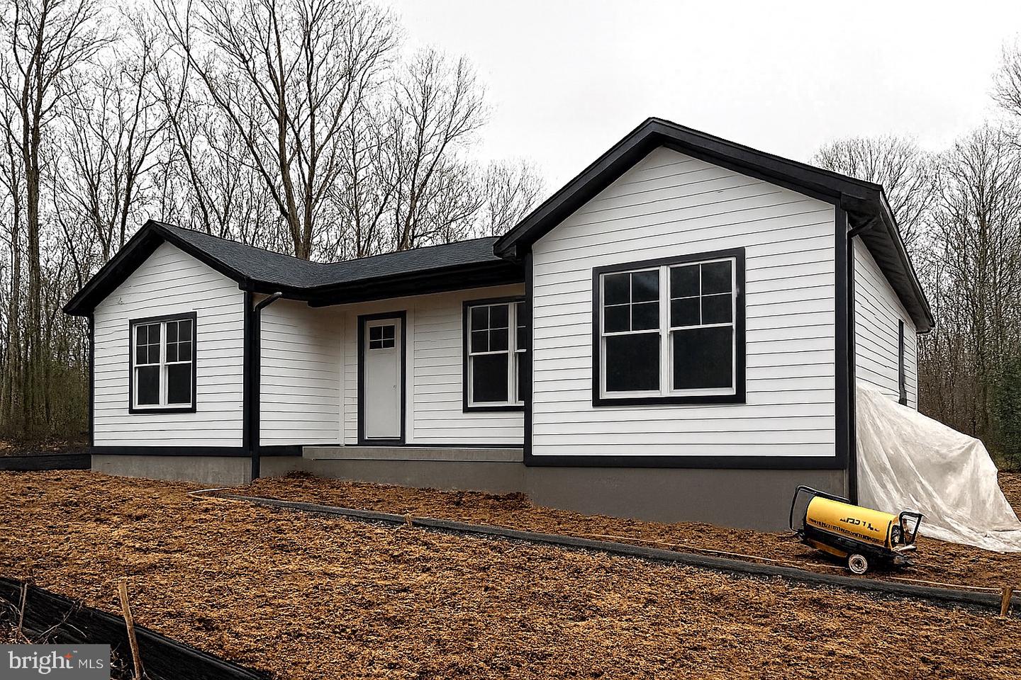 49 POPLAR LN, COLONIAL BEACH, Virginia 22443, 3 Bedrooms Bedrooms, ,2 BathroomsBathrooms,Residential,For sale,49 POPLAR LN,VAWE2010280 MLS # VAWE2010280