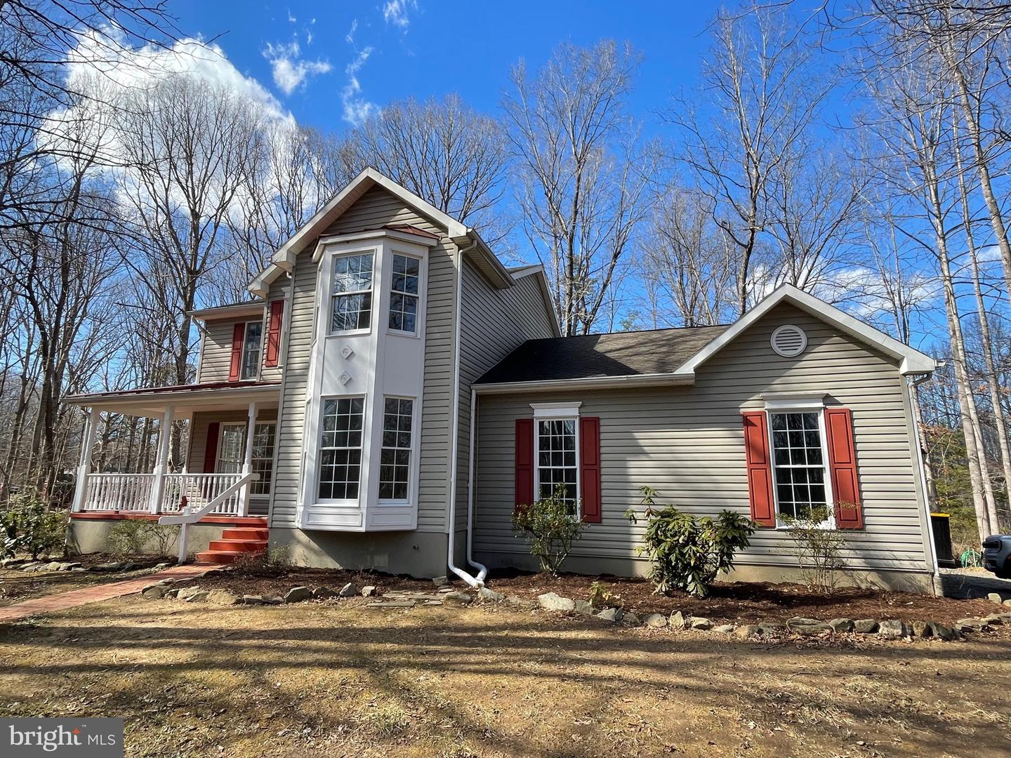 203 NOTTINGHAM RD, LOUISA, Virginia 23093, 3 Bedrooms Bedrooms, 14 Rooms Rooms,2 BathroomsBathrooms,Residential,For sale,203 NOTTINGHAM RD,VALA2009052 MLS # VALA2009052