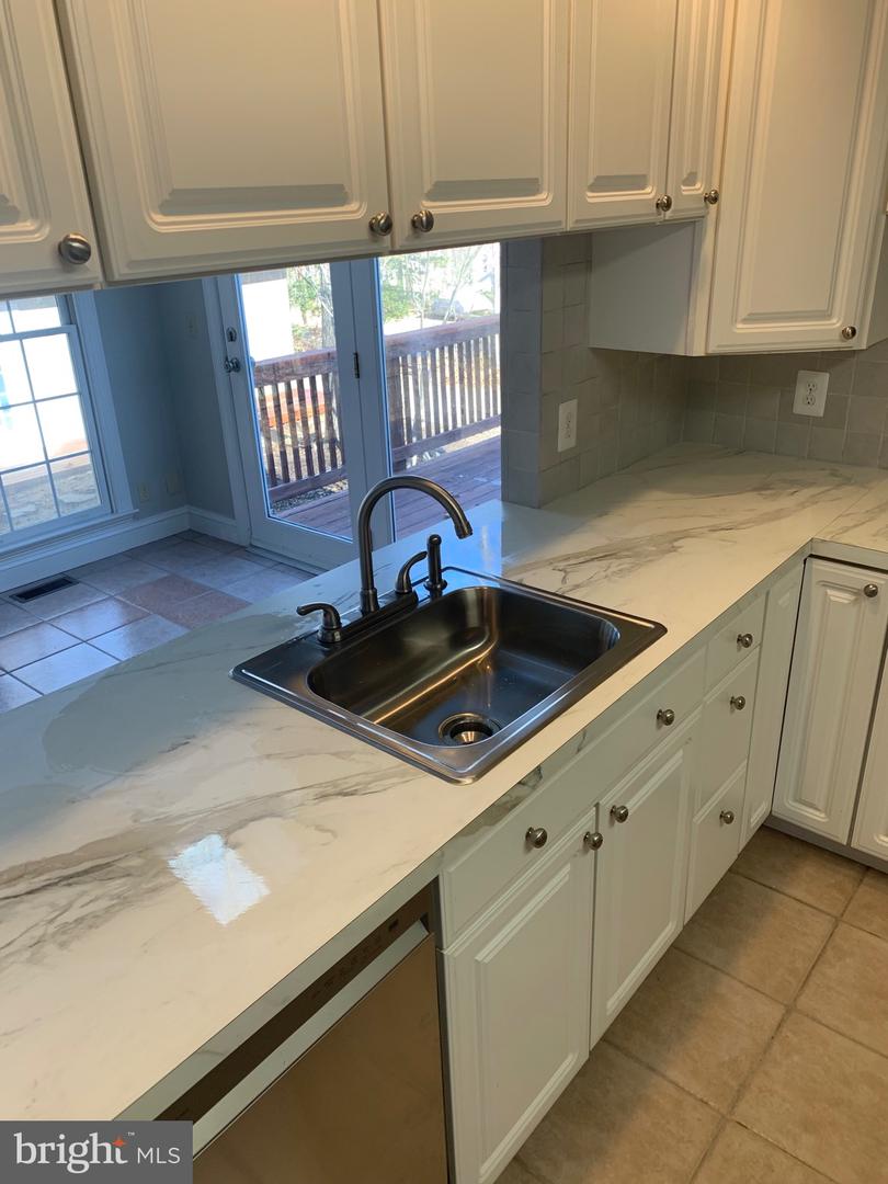 203 NOTTINGHAM RD, LOUISA, Virginia 23093, 3 Bedrooms Bedrooms, 14 Rooms Rooms,2 BathroomsBathrooms,Residential,For sale,203 NOTTINGHAM RD,VALA2009052 MLS # VALA2009052