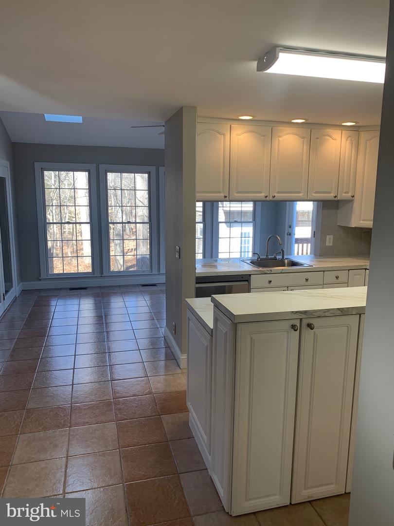 203 NOTTINGHAM RD, LOUISA, Virginia 23093, 3 Bedrooms Bedrooms, 14 Rooms Rooms,2 BathroomsBathrooms,Residential,For sale,203 NOTTINGHAM RD,VALA2009052 MLS # VALA2009052