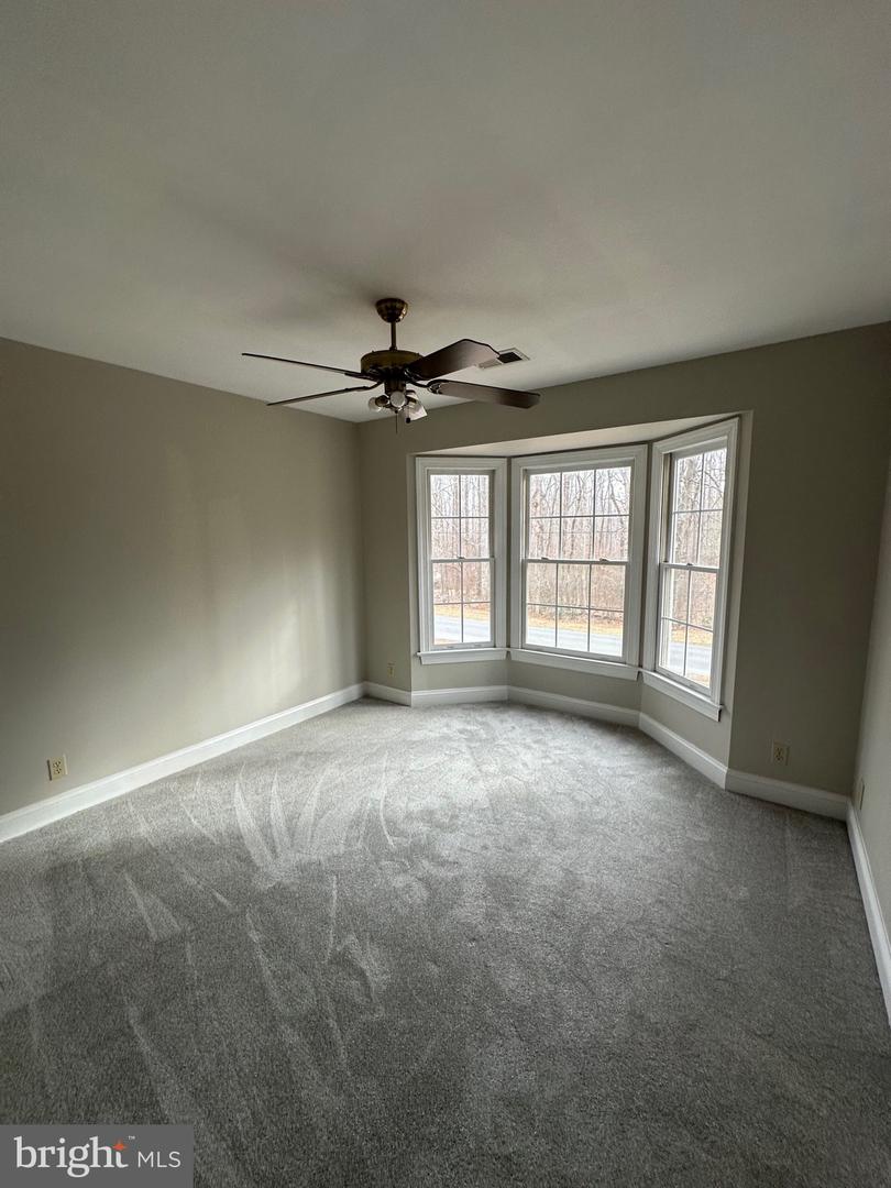 203 NOTTINGHAM RD, LOUISA, Virginia 23093, 3 Bedrooms Bedrooms, 14 Rooms Rooms,2 BathroomsBathrooms,Residential,For sale,203 NOTTINGHAM RD,VALA2009052 MLS # VALA2009052