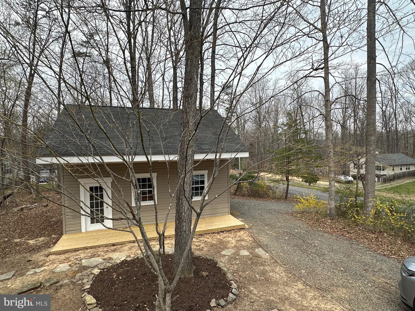 203 NOTTINGHAM RD, LOUISA, Virginia 23093, 3 Bedrooms Bedrooms, 14 Rooms Rooms,2 BathroomsBathrooms,Residential,For sale,203 NOTTINGHAM RD,VALA2009052 MLS # VALA2009052