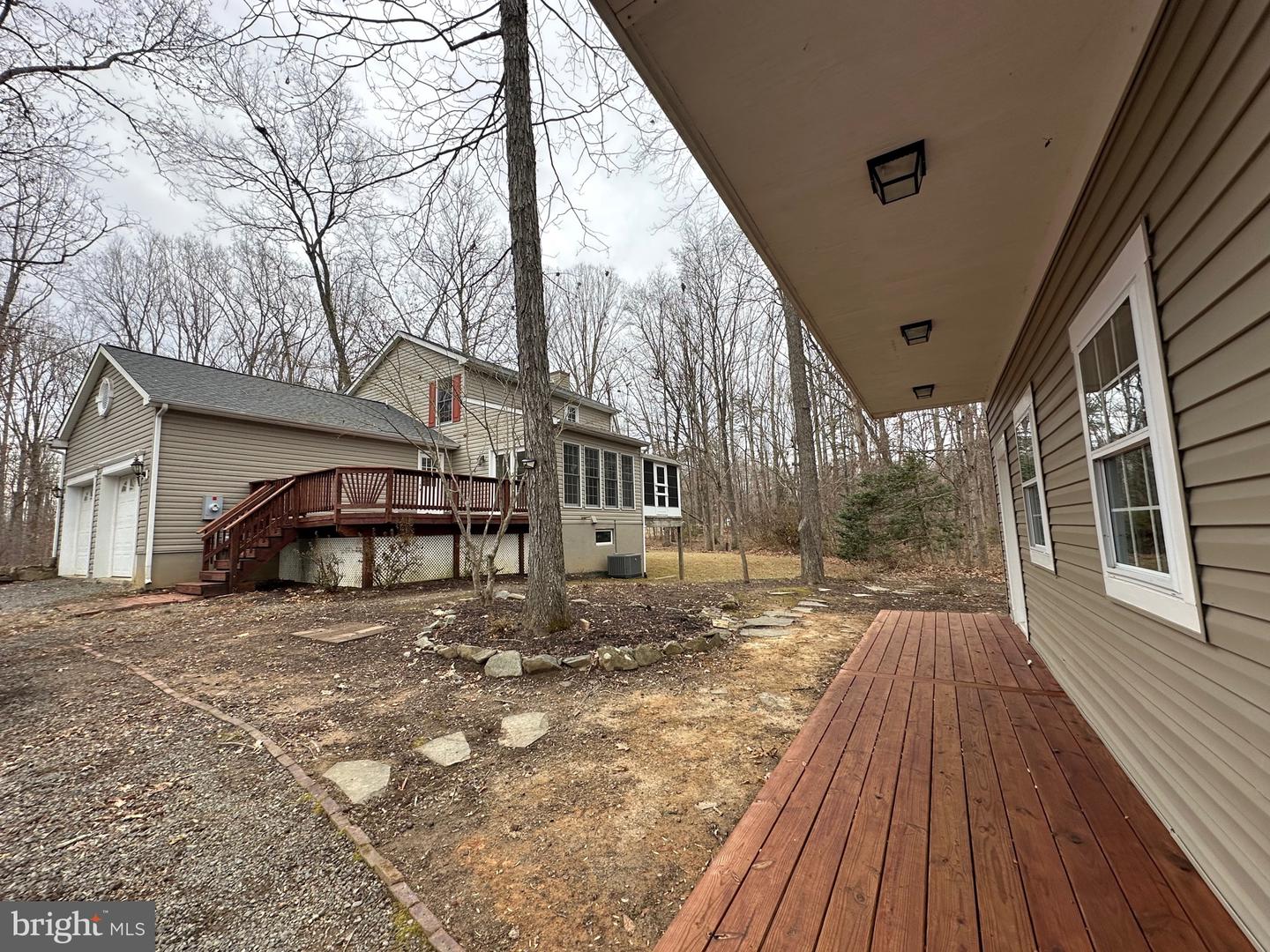 203 NOTTINGHAM RD, LOUISA, Virginia 23093, 3 Bedrooms Bedrooms, 14 Rooms Rooms,2 BathroomsBathrooms,Residential,For sale,203 NOTTINGHAM RD,VALA2009052 MLS # VALA2009052