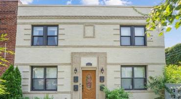 833 19TH ST NE #3, WASHINGTON, District Of Columbia 20002, 2 Bedrooms Bedrooms, 3 Rooms Rooms,1 BathroomBathrooms,Residential,For sale,833 19TH ST NE #3,DCDC2235434 MLS # DCDC2235434