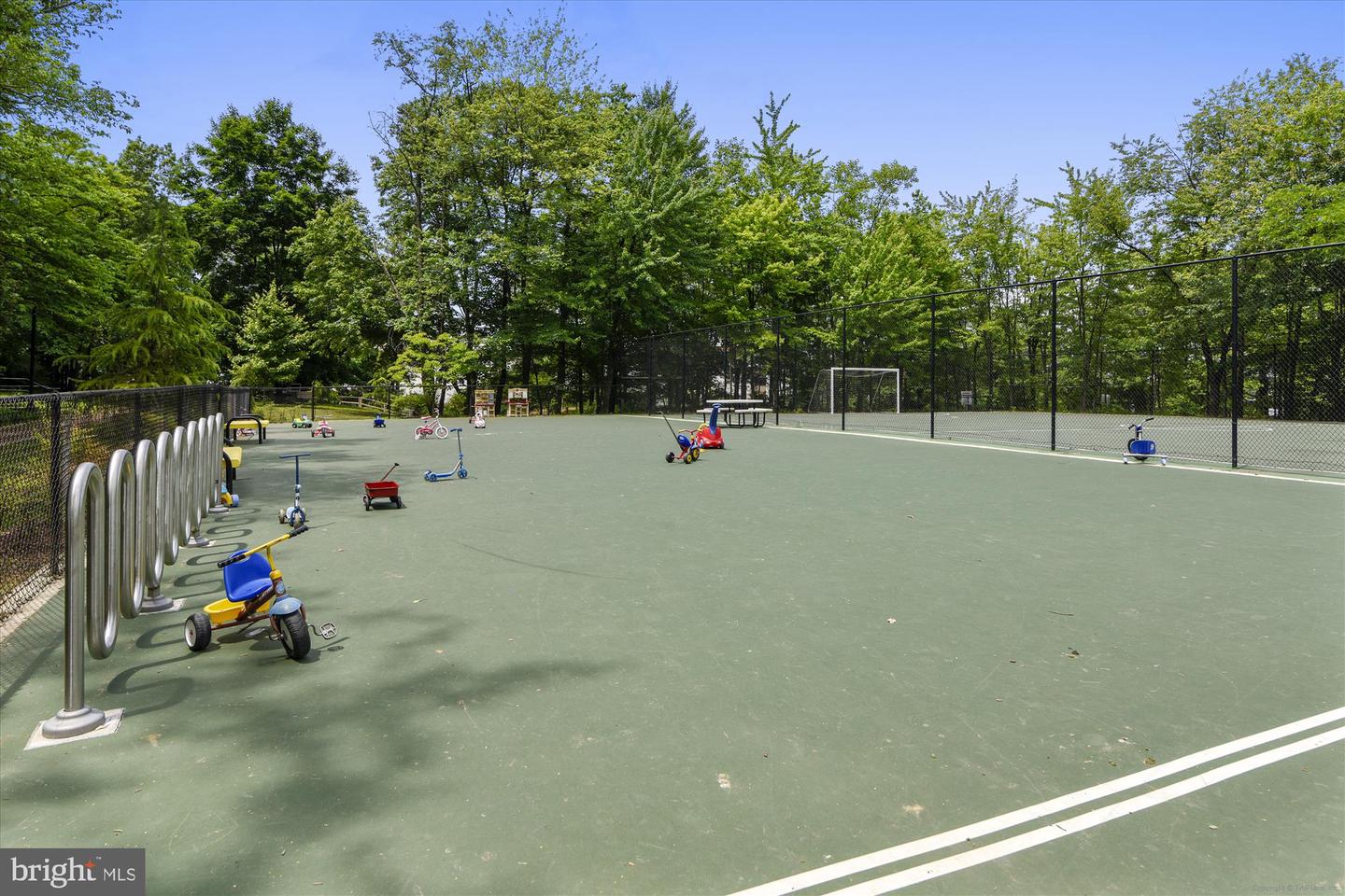 8360 GREENSBORO DR #305, MCLEAN, Virginia 22102, 2 Bedrooms Bedrooms, ,2 BathroomsBathrooms,Residential,For sale,8360 GREENSBORO DR #305,VAFX2282960 MLS # VAFX2282960