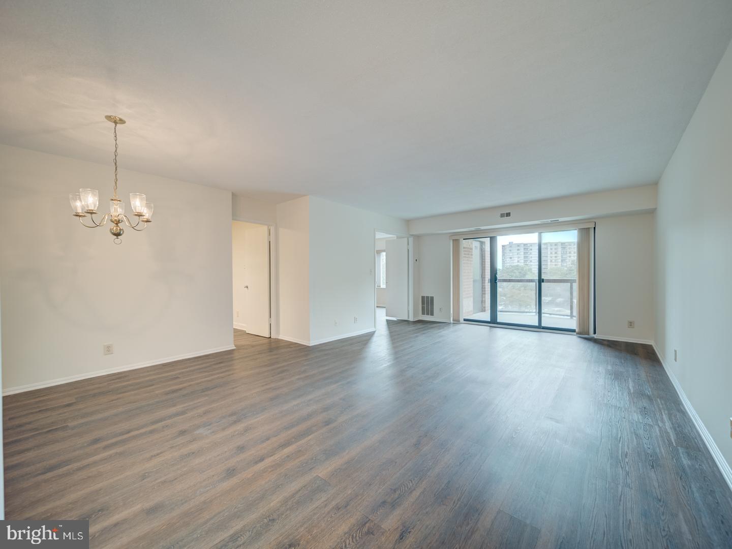 8360 GREENSBORO DR #305, MCLEAN, Virginia 22102, 2 Bedrooms Bedrooms, ,2 BathroomsBathrooms,Residential,For sale,8360 GREENSBORO DR #305,VAFX2282960 MLS # VAFX2282960