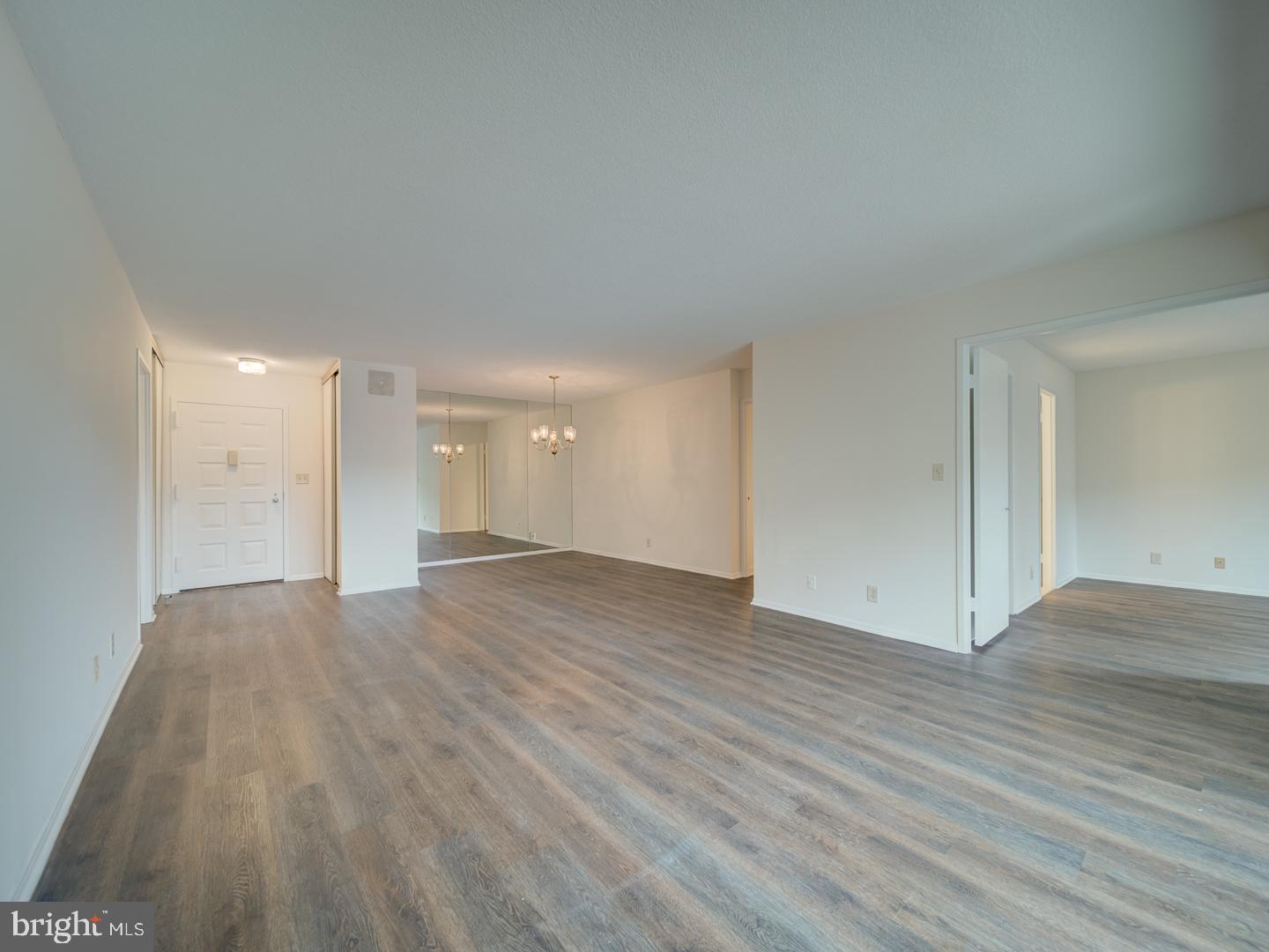 8360 GREENSBORO DR #305, MCLEAN, Virginia 22102, 2 Bedrooms Bedrooms, ,2 BathroomsBathrooms,Residential,For sale,8360 GREENSBORO DR #305,VAFX2282960 MLS # VAFX2282960