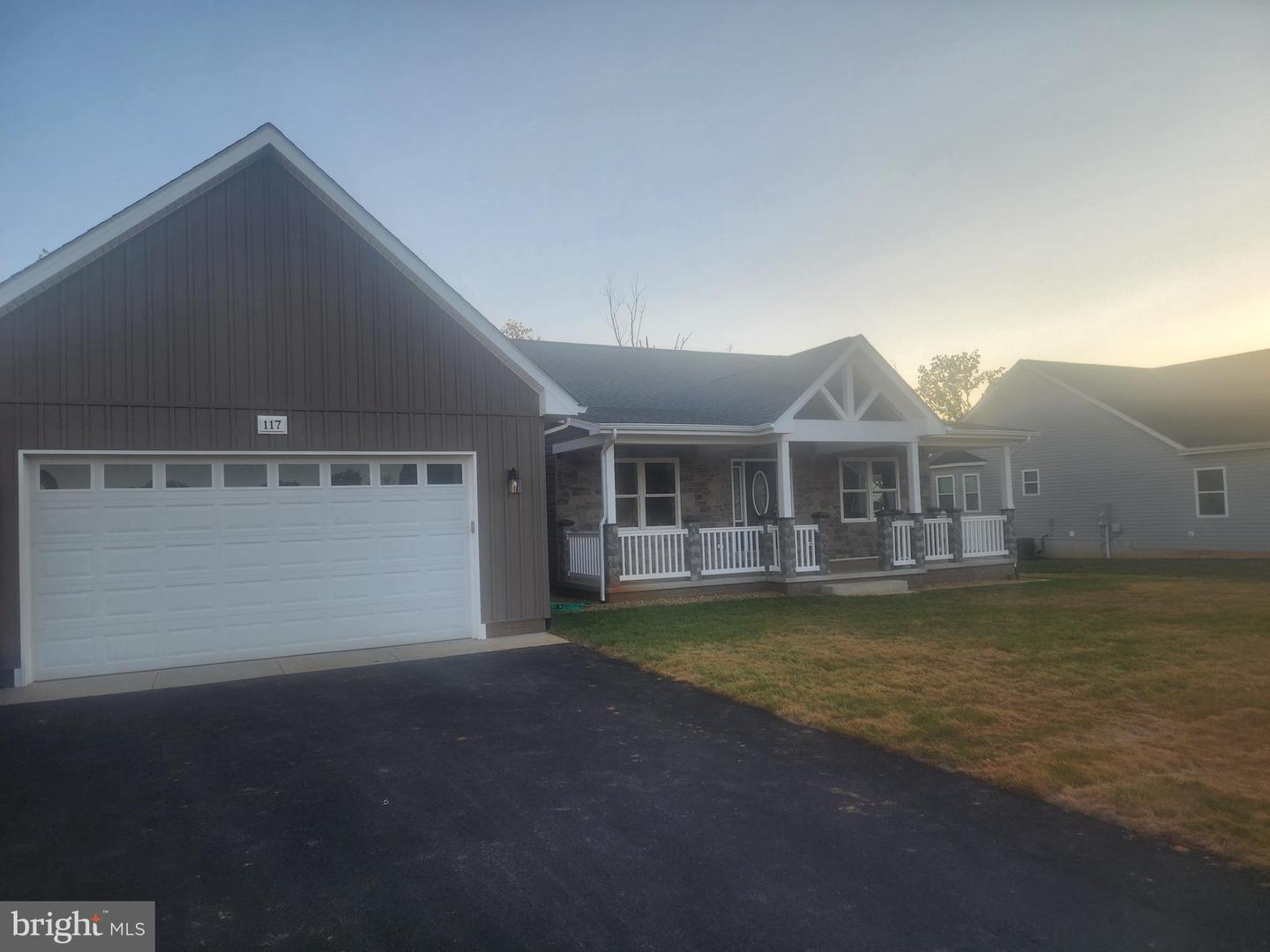 117 POINTERS WAY, FRONT ROYAL, Virginia 22630, 3 Bedrooms Bedrooms, ,2 BathroomsBathrooms,Residential,For sale,117 POINTERS WAY,VAWR2012984 MLS # VAWR2012984