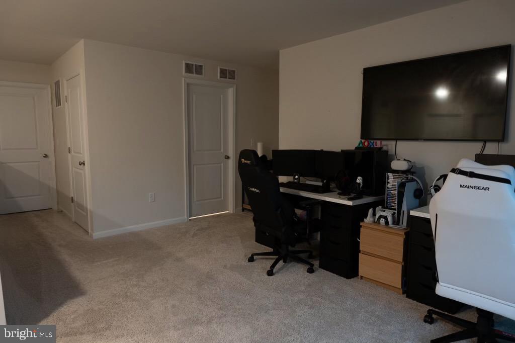 27 PORT VIEW DR, FREDERICKSBURG, Virginia 22405, 5 Bedrooms Bedrooms, ,3 BathroomsBathrooms,Residential,For sale,27 PORT VIEW DR,VAST2044802 MLS # VAST2044802