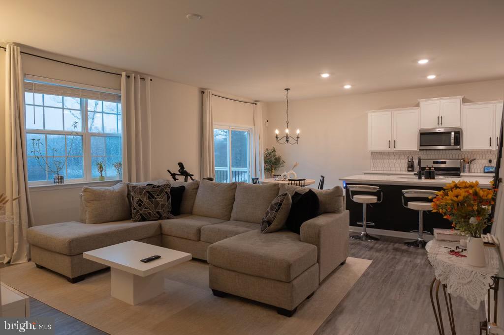 27 PORT VIEW DR, FREDERICKSBURG, Virginia 22405, 5 Bedrooms Bedrooms, ,3 BathroomsBathrooms,Residential,For sale,27 PORT VIEW DR,VAST2044802 MLS # VAST2044802