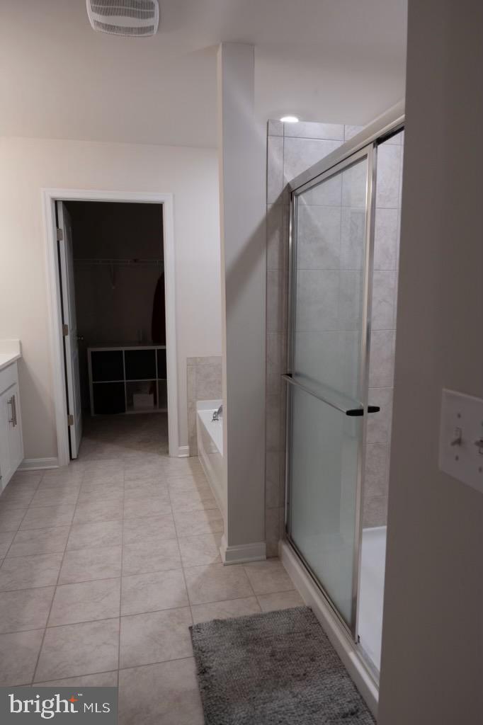 27 PORT VIEW DR, FREDERICKSBURG, Virginia 22405, 5 Bedrooms Bedrooms, ,3 BathroomsBathrooms,Residential,For sale,27 PORT VIEW DR,VAST2044802 MLS # VAST2044802