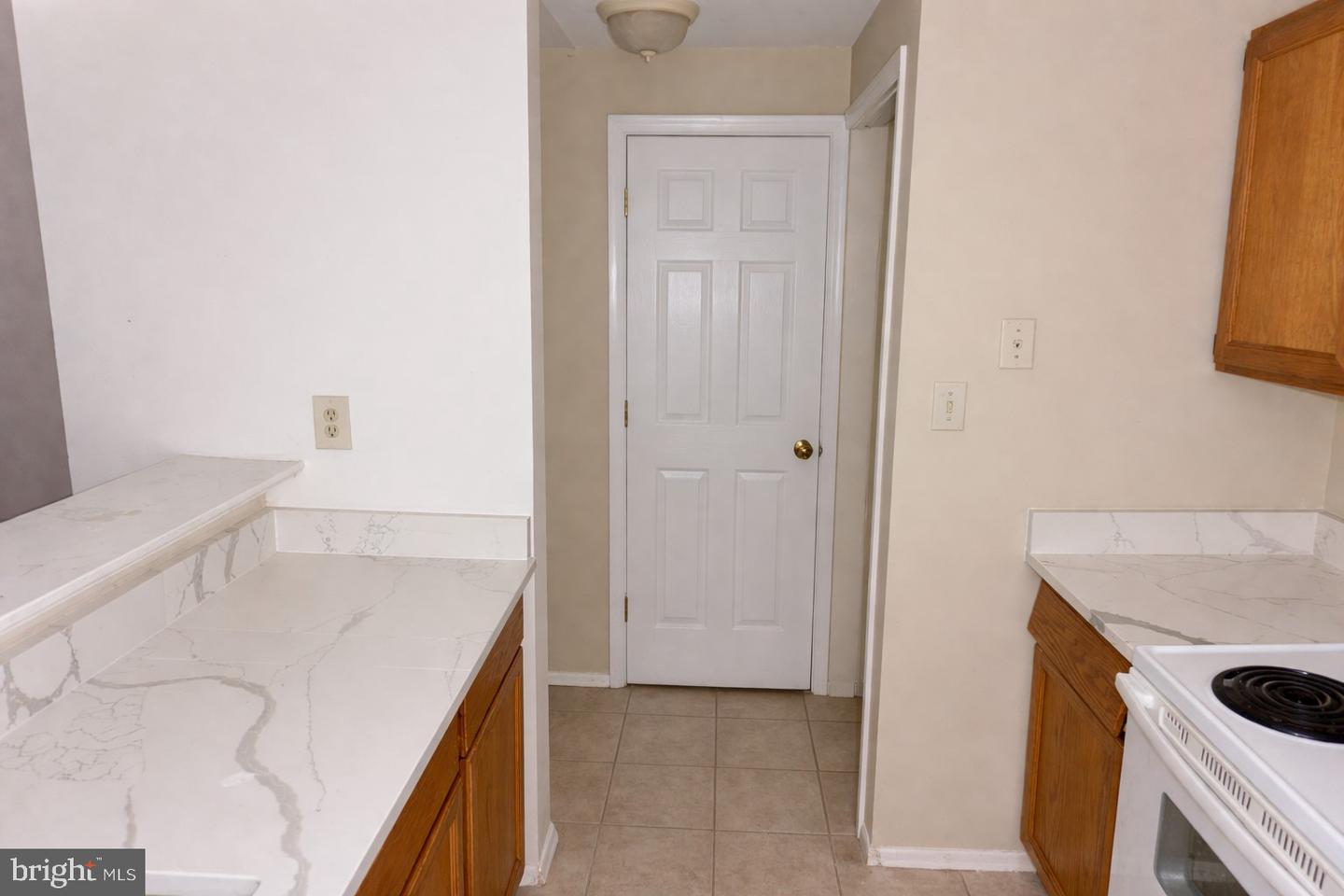 1072 NORWOOD CT, STERLING, Virginia 20164, 1 Bedroom Bedrooms, ,1 BathroomBathrooms,Residential,For sale,1072 NORWOOD CT,VALO2112566 MLS # VALO2112566