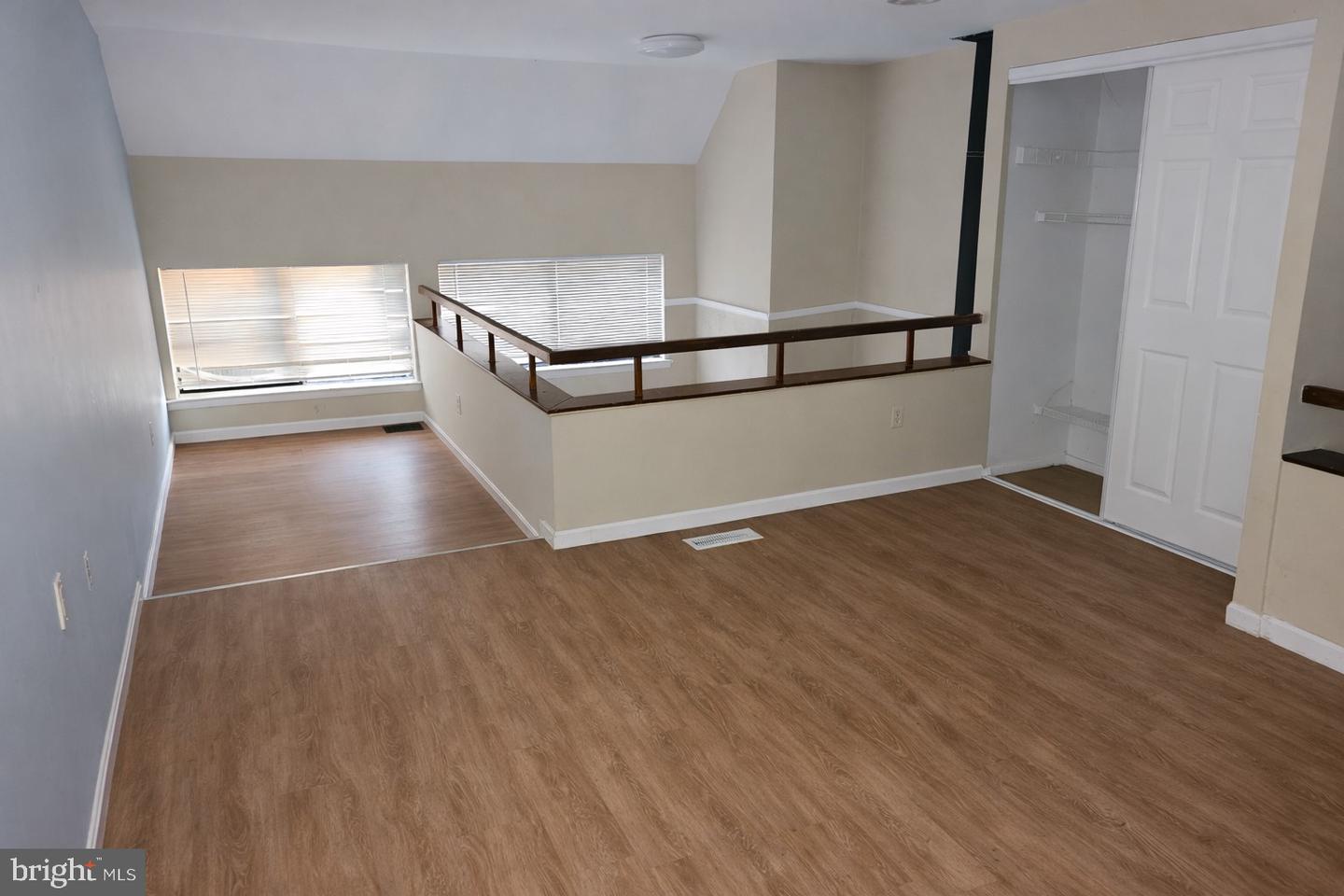 1072 NORWOOD CT, STERLING, Virginia 20164, 1 Bedroom Bedrooms, ,1 BathroomBathrooms,Residential,For sale,1072 NORWOOD CT,VALO2112566 MLS # VALO2112566