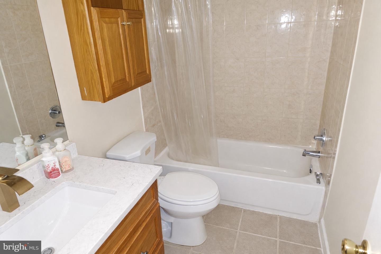 1072 NORWOOD CT, STERLING, Virginia 20164, 1 Bedroom Bedrooms, ,1 BathroomBathrooms,Residential,For sale,1072 NORWOOD CT,VALO2112566 MLS # VALO2112566