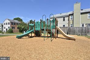 1072 NORWOOD CT, STERLING, Virginia 20164, 1 Bedroom Bedrooms, ,1 BathroomBathrooms,Residential,For sale,1072 NORWOOD CT,VALO2112566 MLS # VALO2112566