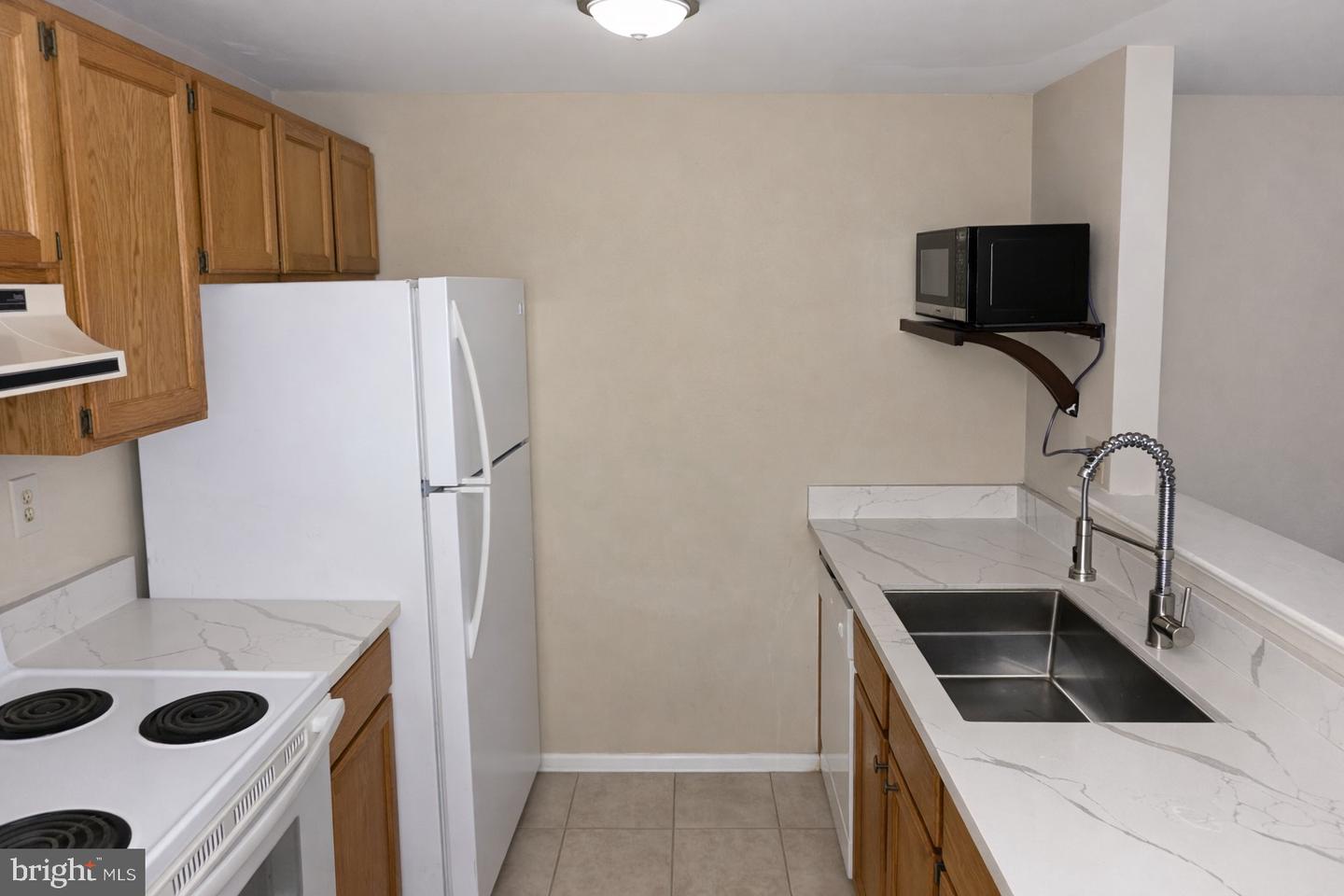 1072 NORWOOD CT, STERLING, Virginia 20164, 1 Bedroom Bedrooms, ,1 BathroomBathrooms,Residential,For sale,1072 NORWOOD CT,VALO2112566 MLS # VALO2112566