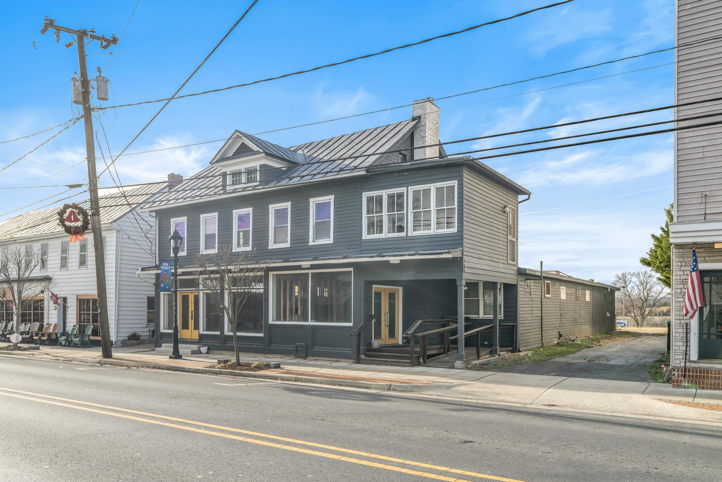 9365 N CONGRESS ST, NEW MARKET, Virginia 22844, ,Commercial,9365 N CONGRESS ST,671958 MLS # 671958