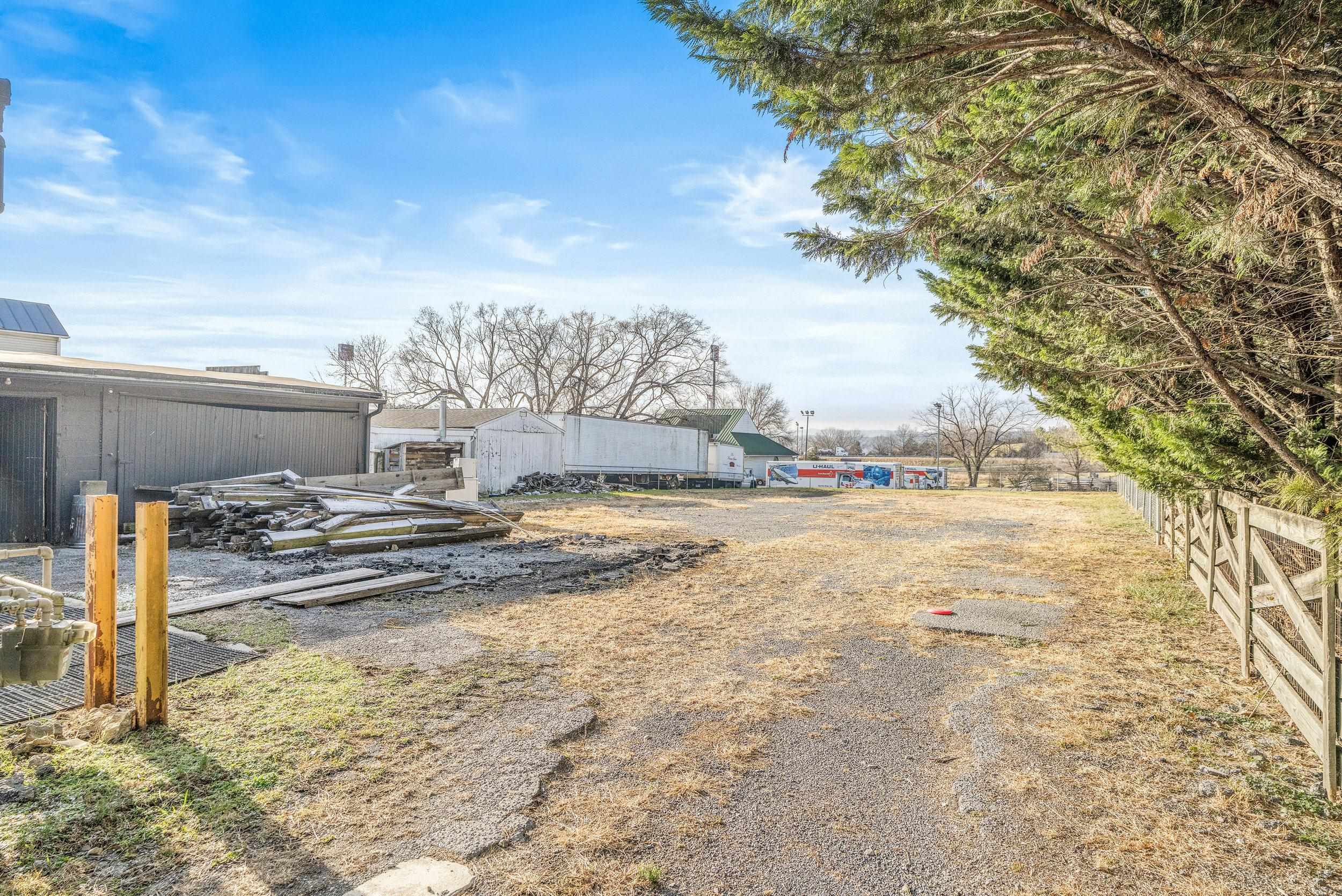 9365 N CONGRESS ST, NEW MARKET, Virginia 22844, ,Commercial,9365 N CONGRESS ST,671958 MLS # 671958